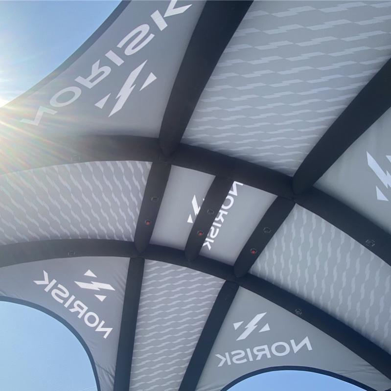 INFLAT X-Tent Spider, Dach